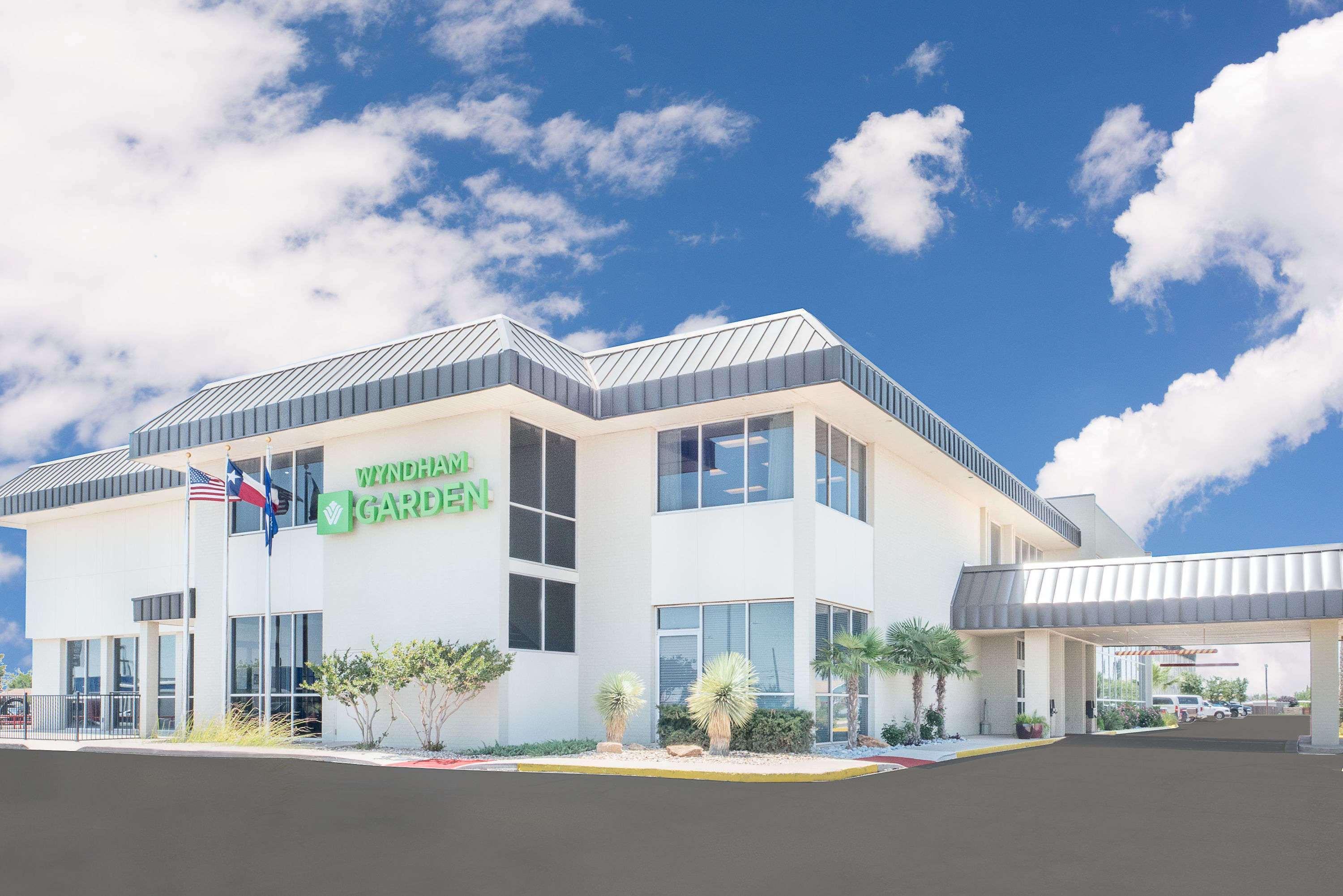 Hotel Wyndham Garden Midland Exterior foto